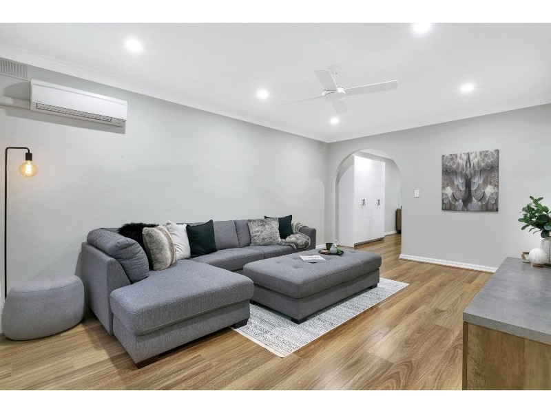 2/7 Moorea Court, West Lakes SA 5021