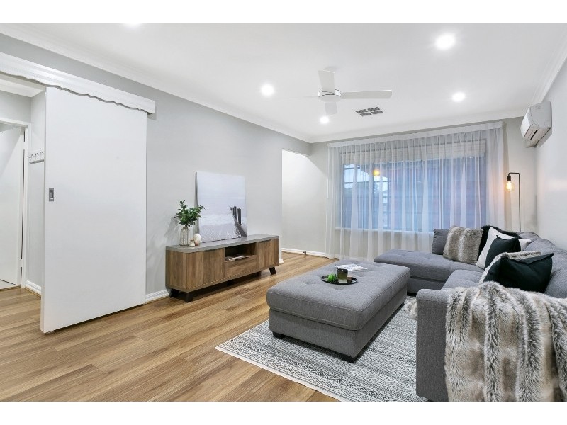 2/7 Moorea Court, West Lakes SA 5021