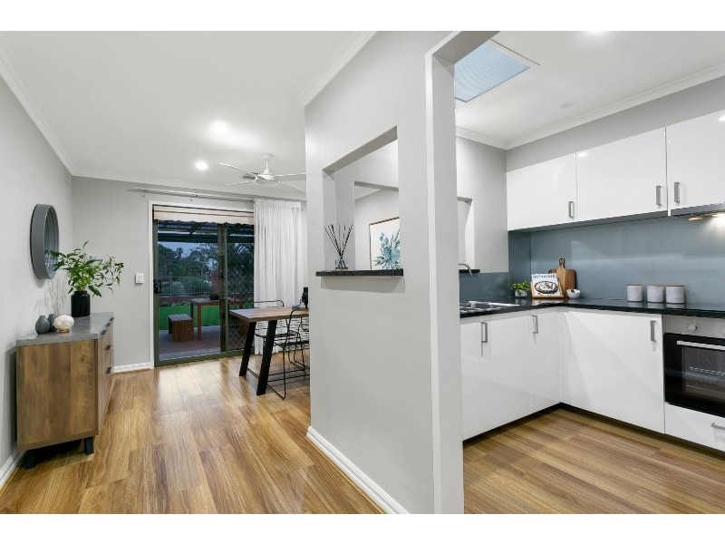 2/7 Moorea Court, West Lakes SA 5021