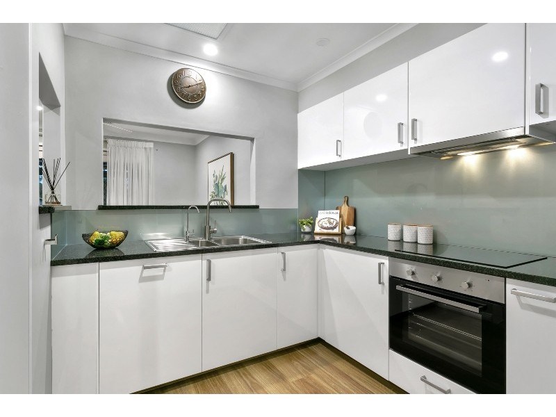 2/7 Moorea Court, West Lakes SA 5021