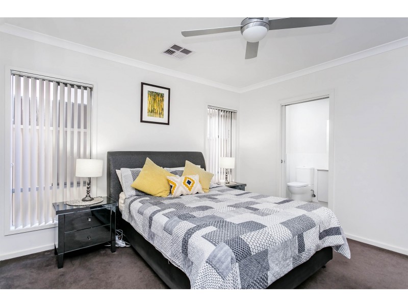 25 Sawford Street, Largs Bay SA 5016