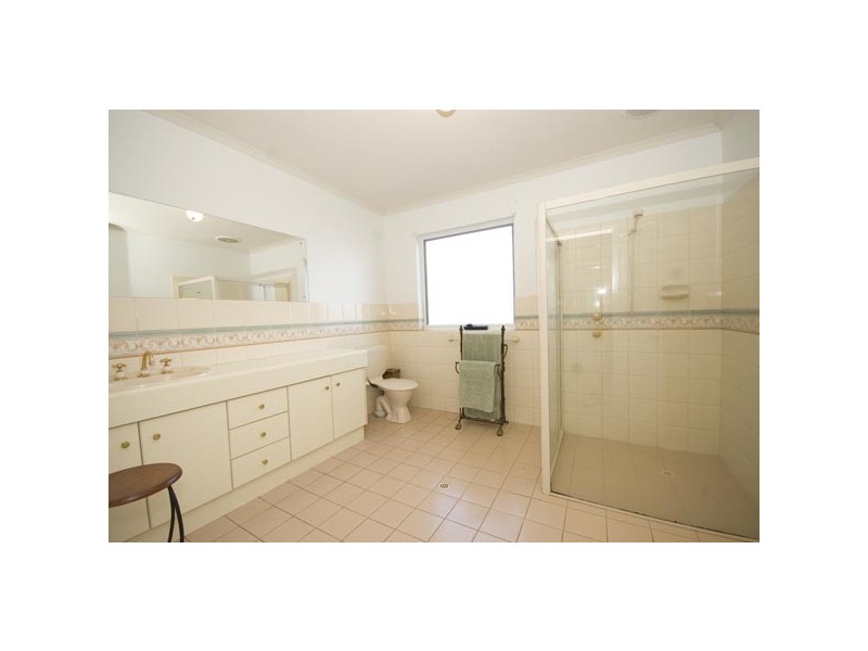 253 Lady Gowrie Drive, Largs North SA 5016