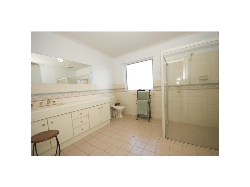 253 Lady Gowrie Drive, Largs North SA 5016