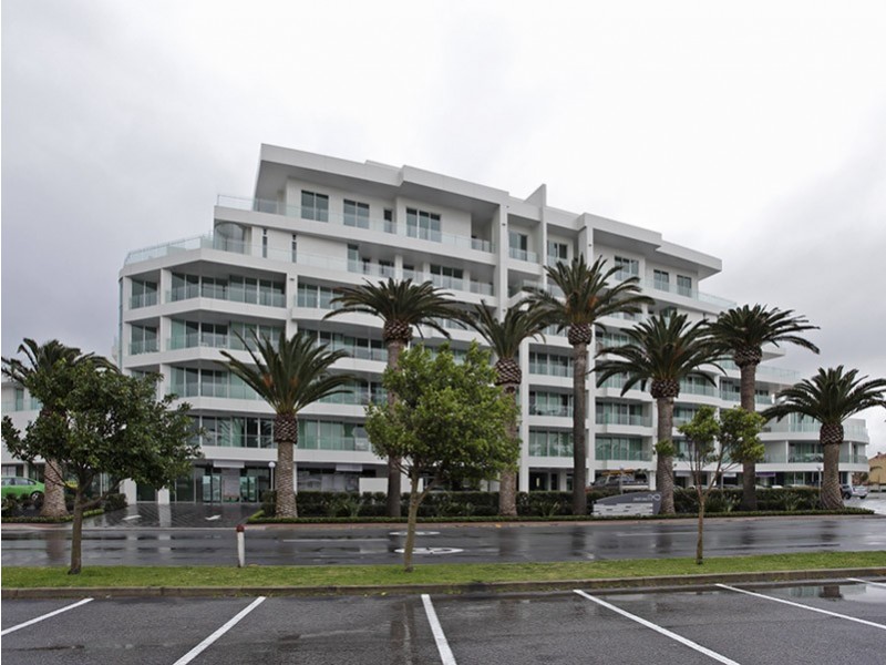 11/155 Brebner Drive, West Lakes SA 5021