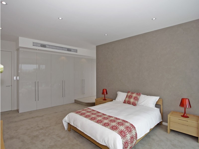 11/155 Brebner Drive, West Lakes SA 5021