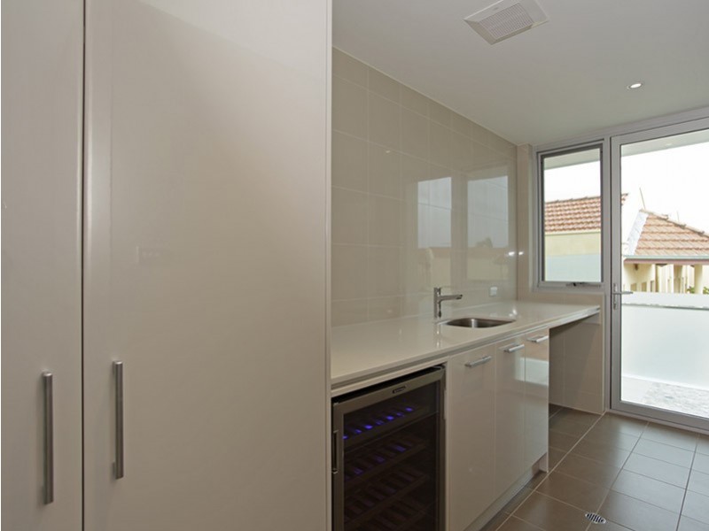 11/155 Brebner Drive, West Lakes SA 5021