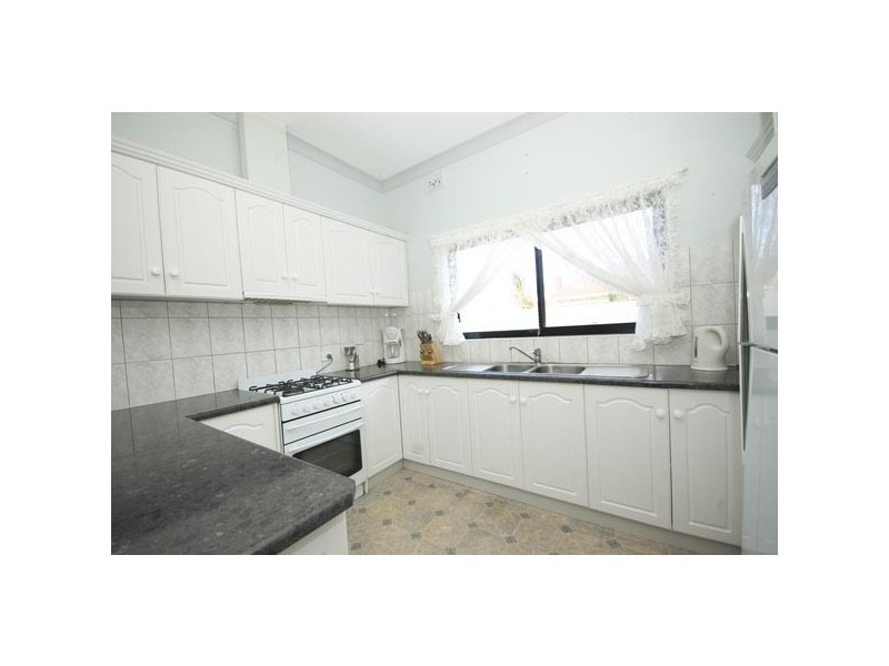 48 Cooke Crescent, Royal Park SA 5014