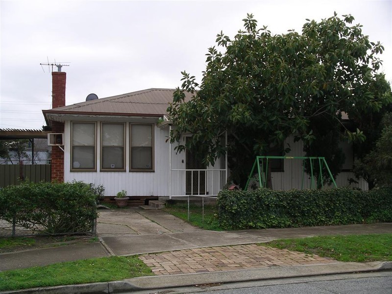 9 Hampton Crescent, Largs Bay SA 5016