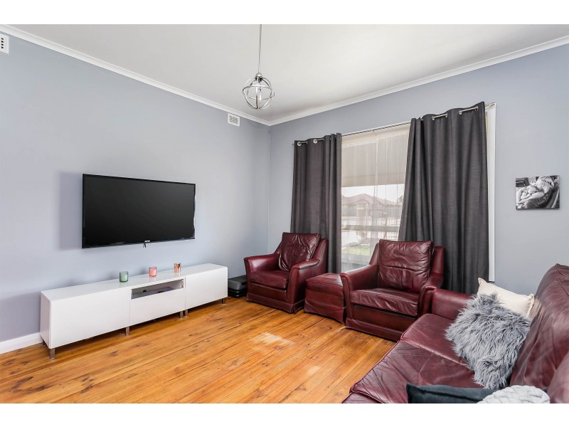 357 Victoria Road, Taperoo SA 5017