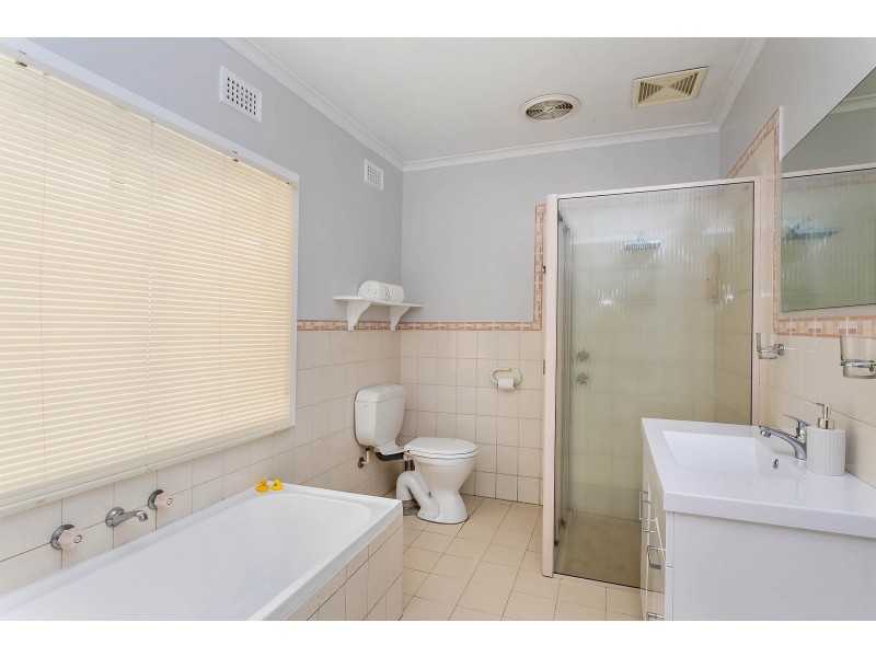 357 Victoria Road, Taperoo SA 5017