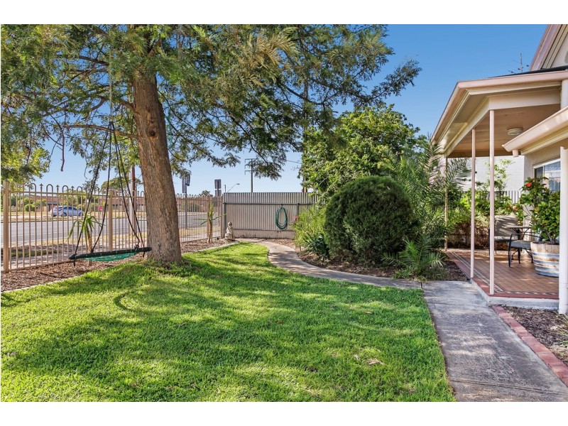 357 Victoria Road, Taperoo SA 5017