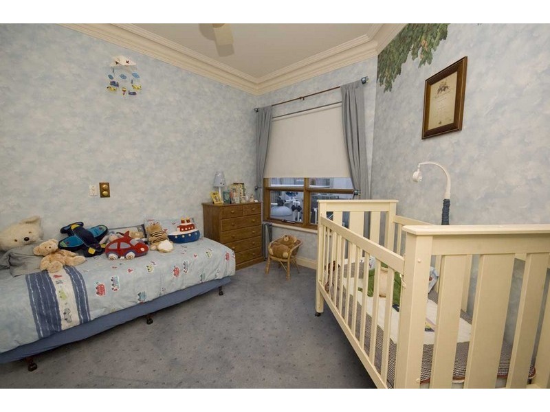 9 Kintore Ave, Prospect SA 5082