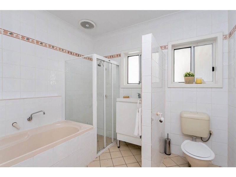 18 Medina Street, Taperoo SA 5017