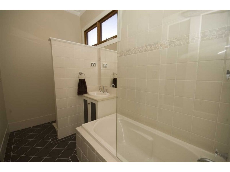 18 Wilson Street, Queenstown SA 5014