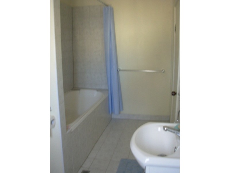 2 Martin Street, Birkenhead SA 5015