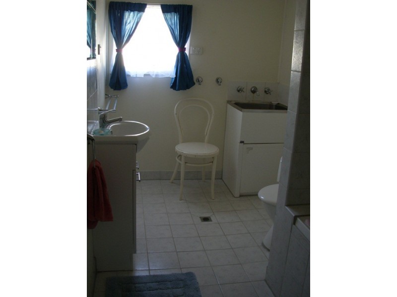 2 Martin Street, Birkenhead SA 5015