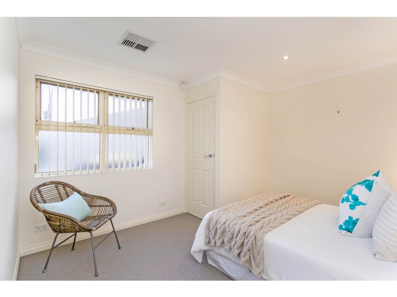 15 One and All Drive, North Haven SA 5018