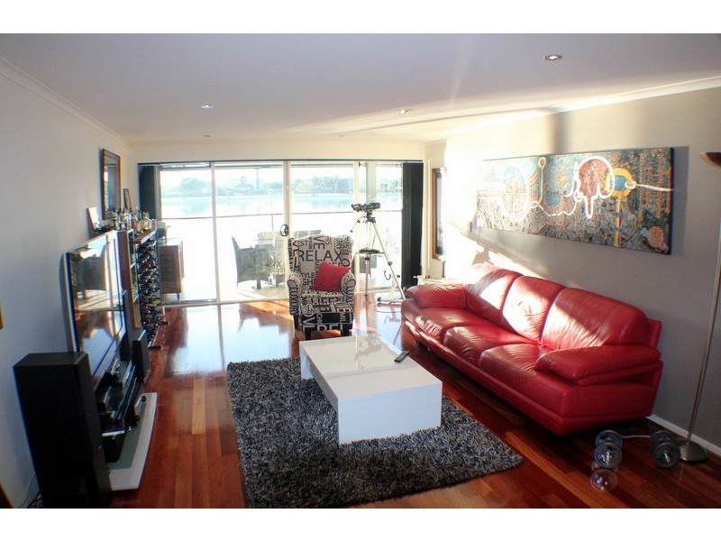 11/74 Military Road, Tennyson SA 5022