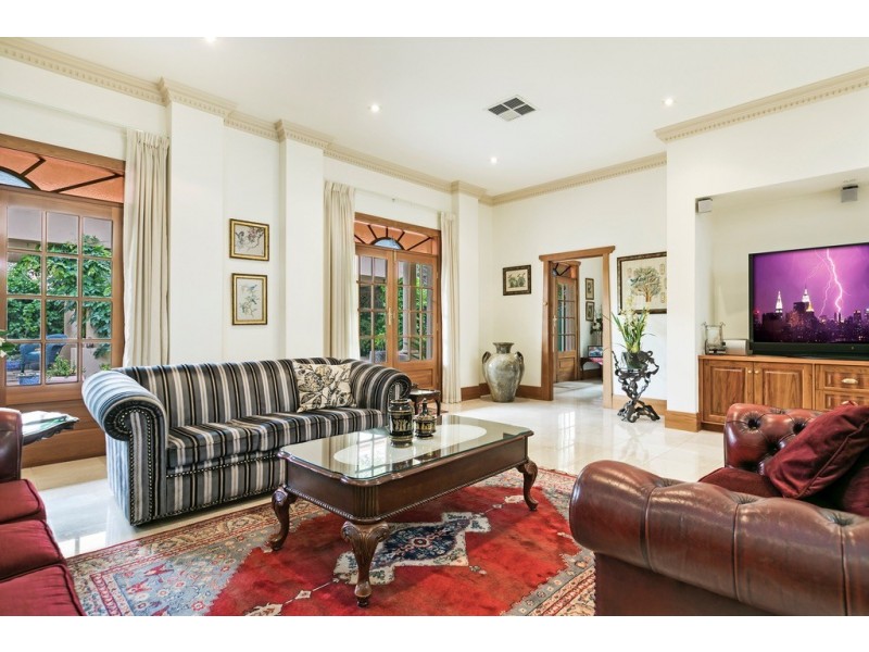 18 Main North Road, Thorngate SA 5082