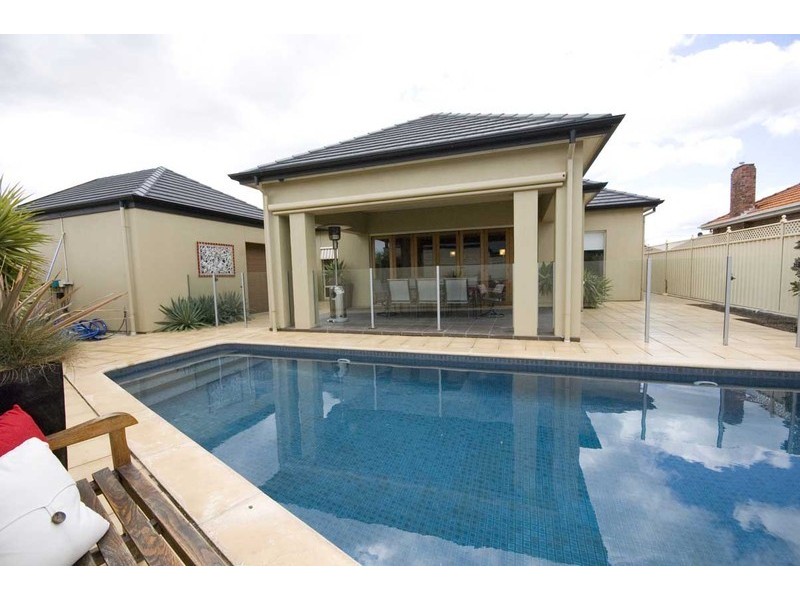 2 Westall Avenue, Flinders Park SA 5025