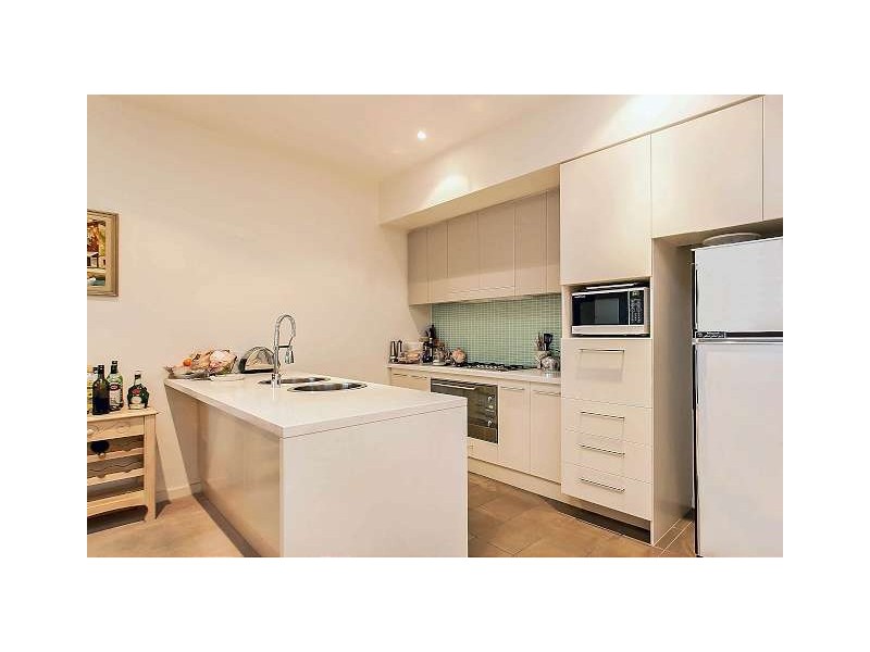 Apt 701 Spinnaker North 1 – 2 Tarni Court, Port Adelaide SA 5015