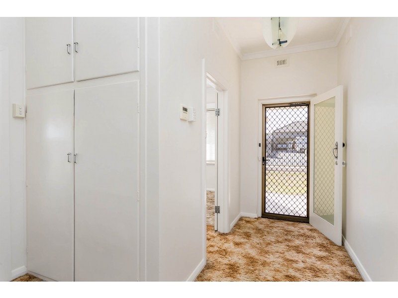 58 Kingborn Avenue, Seaton SA 5023