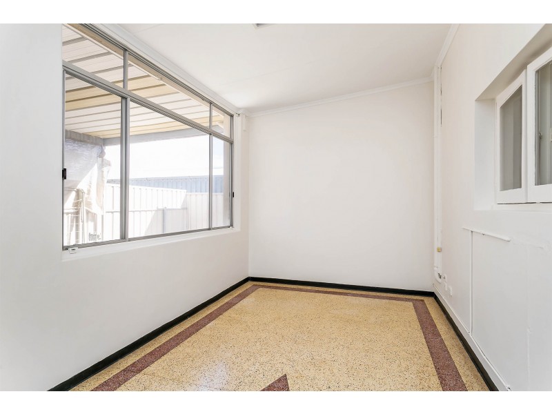 58 Kingborn Avenue, Seaton SA 5023