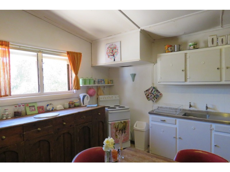 3 Edmund Street, Port Broughton SA 5522