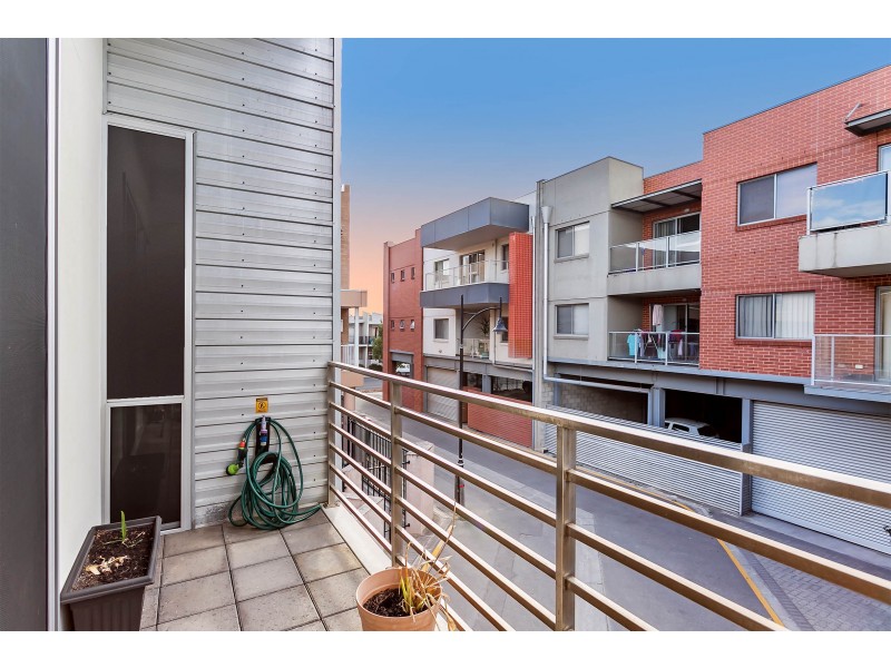 1/6-8 Hurtle Parade, Mawson Lakes SA 5095