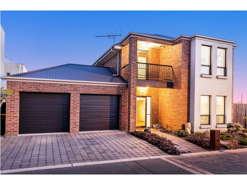 12 Pelican Lane, Mawson Lakes SA 5095