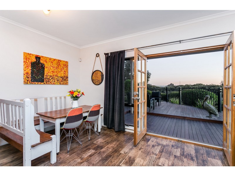 12 Pelican Lane, Mawson Lakes SA 5095