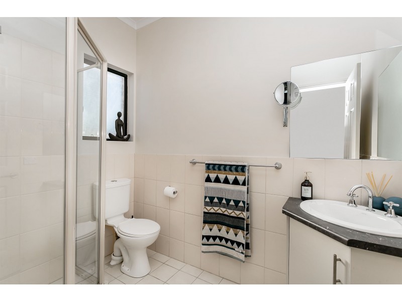 12 Pelican Lane, Mawson Lakes SA 5095