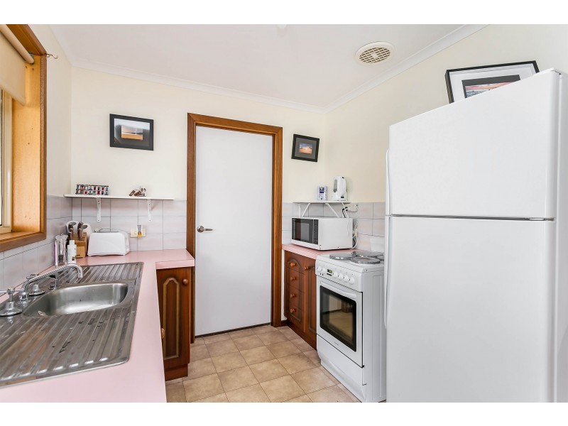 2/102 Macedonia Street, North Haven SA 5018