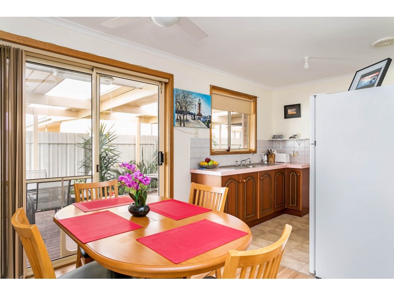 2/102 Macedonia Street, North Haven SA 5018