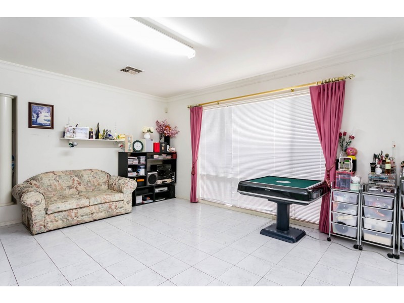 1 Knapman Crescent, Port Adelaide SA 5015