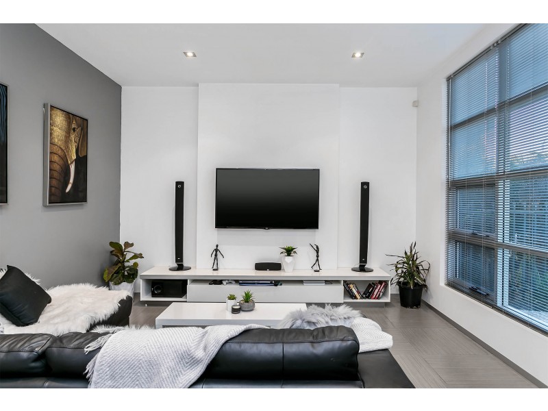 27 Ray Street, Findon SA 5023