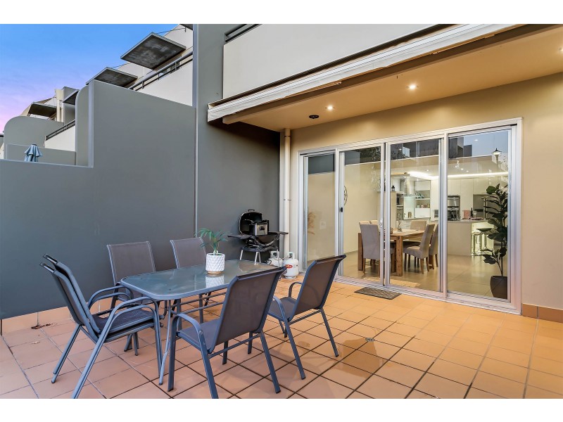 27 Ray Street, Findon SA 5023