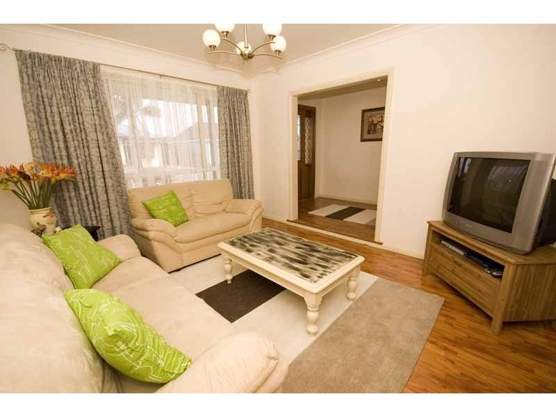 17 George Street, Semaphore Park SA 5019