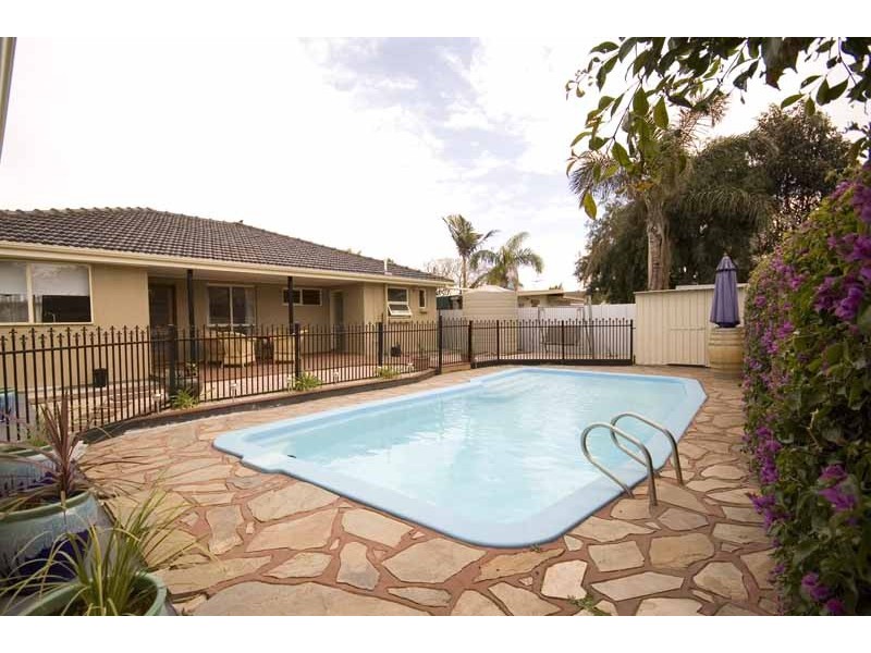 17 George Street, Semaphore Park SA 5019