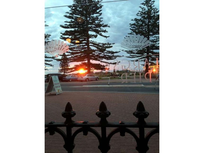 42 Carnarvon Terrace, Largs North SA 5016