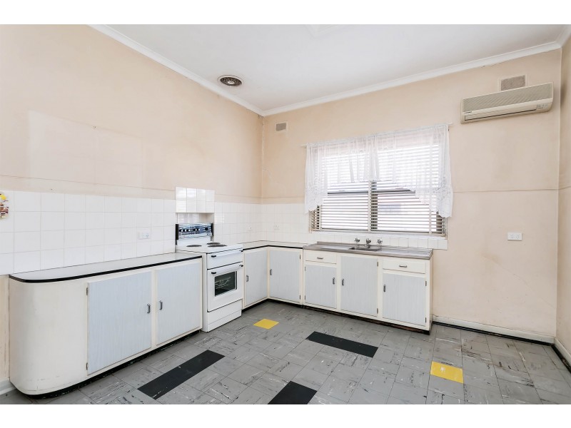 592 Military Road, Largs North SA 5016