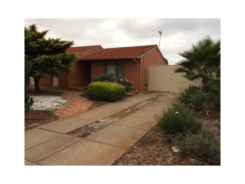 4 Wilterna Crescent, Smithfield SA 5114