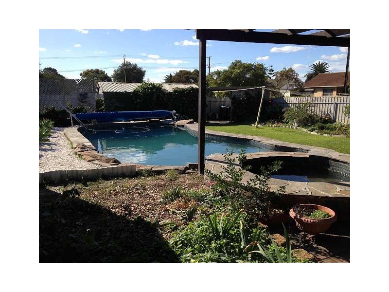 5 Norama Street, Taperoo SA 5017