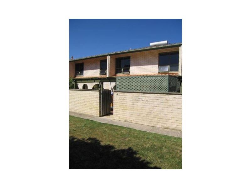 4/20 Edwin Street, West Lakes Shore SA 5020