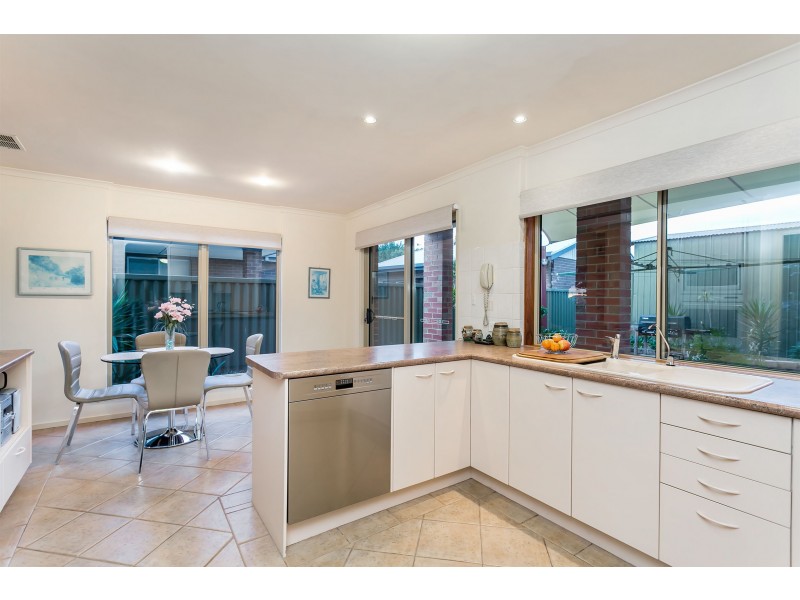 8 Revere Drive, North Haven SA 5018