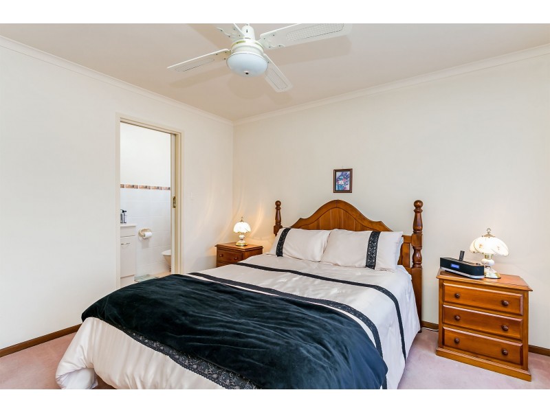 8 Revere Drive, North Haven SA 5018