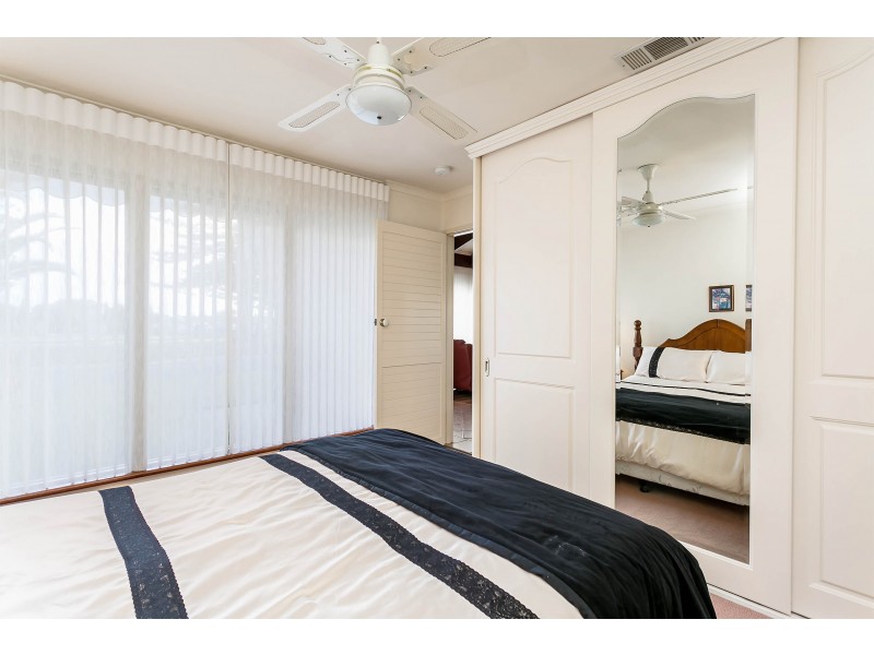 8 Revere Drive, North Haven SA 5018