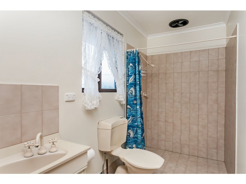 8 Revere Drive, North Haven SA 5018