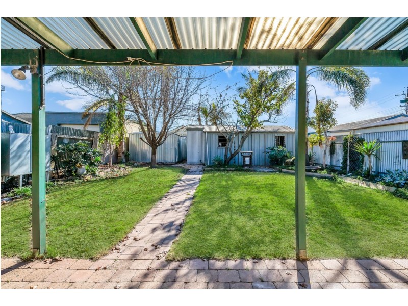 121 Wills Street, Largs Bay SA 5016
