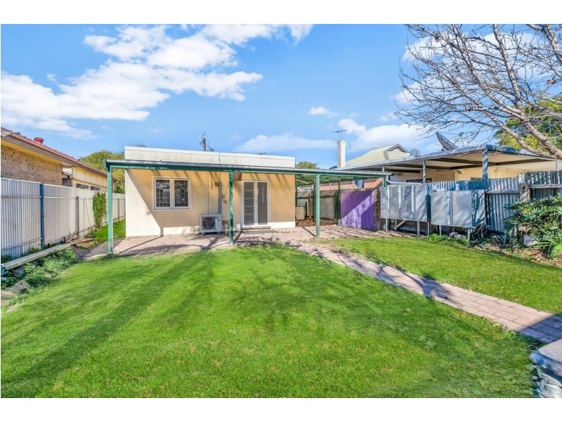 121 Wills Street, Largs Bay SA 5016
